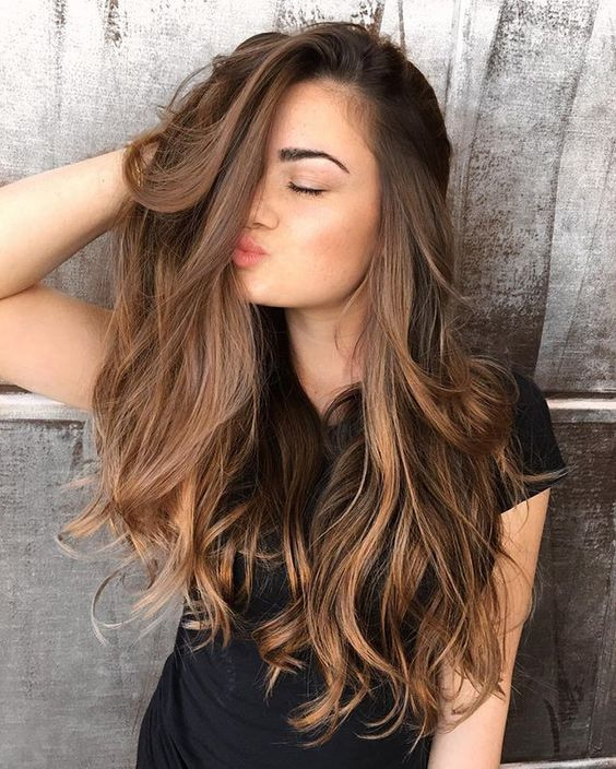 Cách chữa cháy hiệu quả cho mái tóc bết dầu vào ngày hè