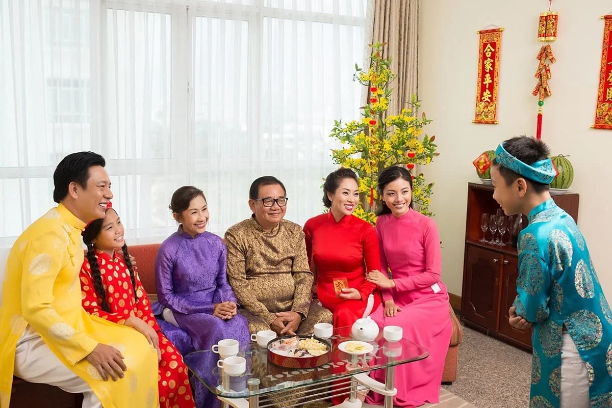 Ngày, giờ đẹp để xông đất vào Tết Giáp Thìn 2024 giúp cả năm may mắn, tiền bạc rủng rỉnh