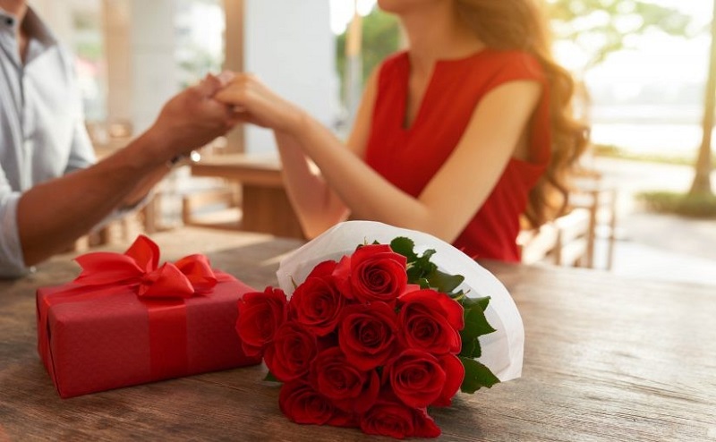 Những lưu ý khi chọn quà cho “nửa kia” vào ngày 8.3